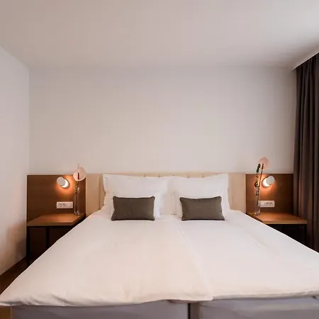 Ajdovec Hotel 3*